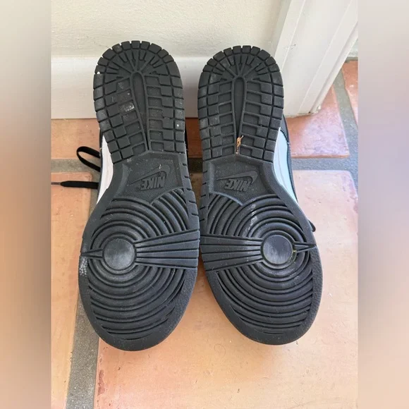 Nike Dunk Low “Panda” 8.5/Eur 40 - Picture 6 of 8